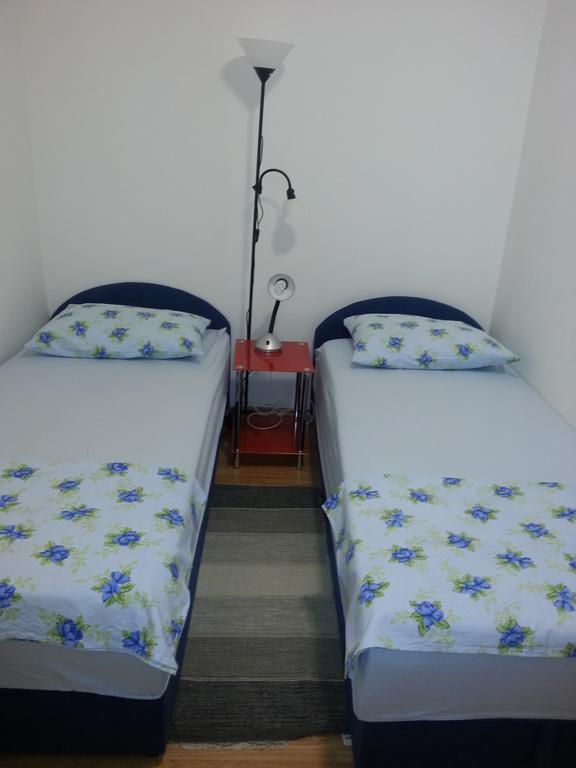 Apartment Lara Iva Trogir Room photo